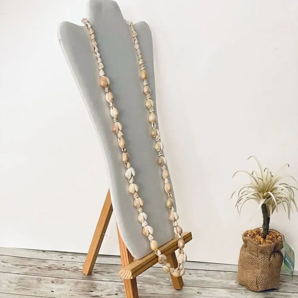 Vintage Gorgeous Ivory white Natural Seashell Sea Shell 17” Drop Long Necklace